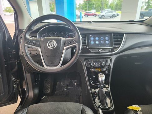 Used 2017 Buick Encore Preferred FWD image 3