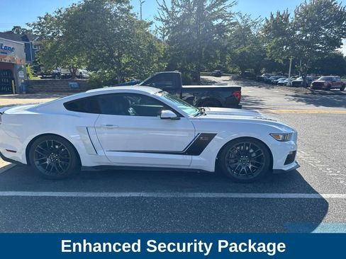 Used 2017 Ford Mustang GT Premium w/ GT Performance Package RWD image 5
