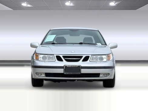 Used 2002 Saab 9-5 Aero FWD image 5