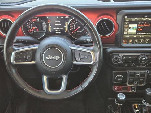 Used 2022 Jeep Gladiator Rubicon w/ Cold Weather Group AWD/4WD image 26