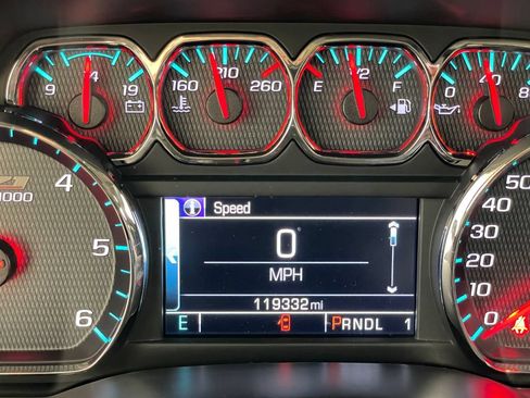Used 2019 Chevrolet Silverado 2500 LT w/ LT Convenience Package AWD/4WD image 26