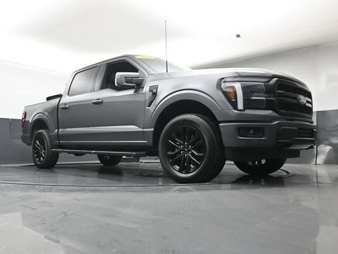 Used 2025 Ford F150 Lariat w/ Equipment Group 501A Mid AWD/4WD image 22