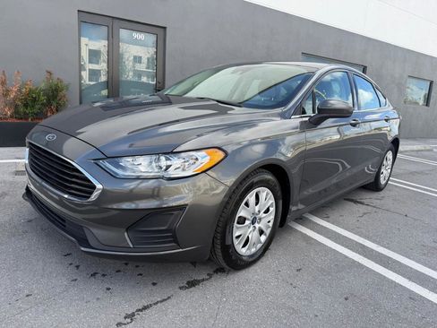 Used 2020 Ford Fusion S image 5