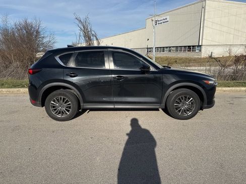 Used 2019 MAZDA CX-5 Touring image 4