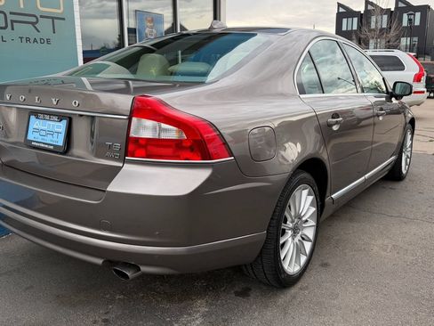 Used 2011 Volvo S80 T6 AWD/4WD image 2