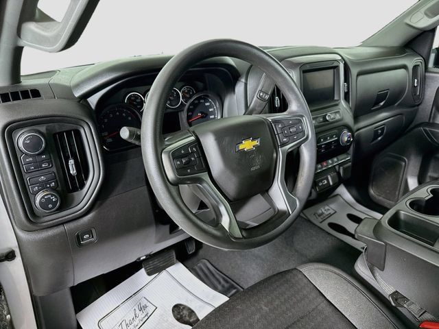 Used 2022 Chevrolet Silverado 1500 Custom w/ Safety Confidence Package AWD/4WD image 9
