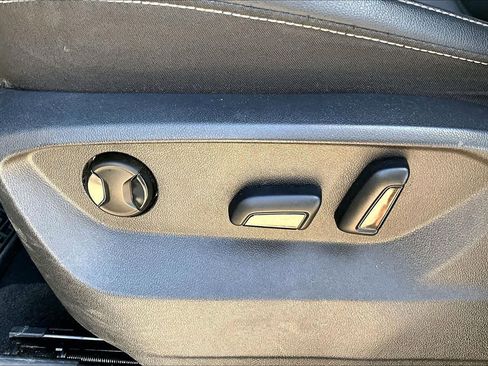 Used 2022 Volkswagen Atlas SE image 33