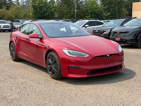 Used 2022 Tesla Model S AWD/4WD image 1