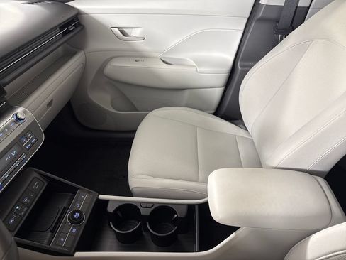 Certified 2024 Hyundai Kona SEL w/ Convenience Package FWD image 22