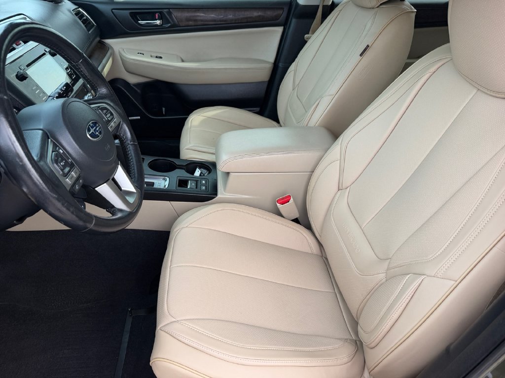 Used 2017 Subaru Outback 2.5i Limited AWD/4WD image 10