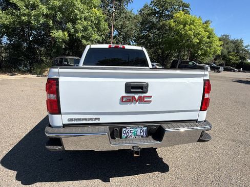 Used 2018 GMC Sierra 1500 4x4 Double Cab w/ Sierra Convenience Package image 6