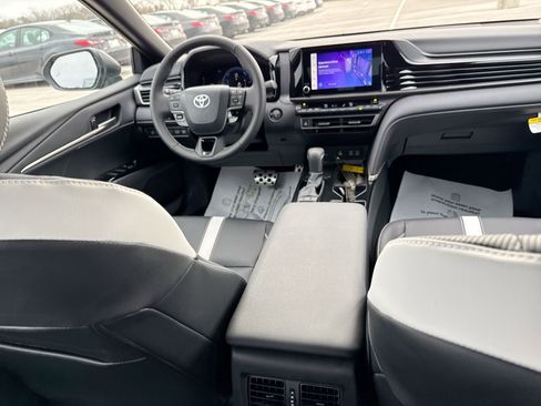 Certified 2026 Toyota Camry SE image 24