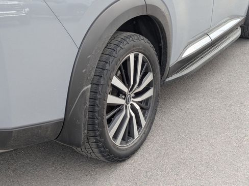 Used 2023 Nissan Pathfinder Platinum w/ Lighting Package (N93) image 13