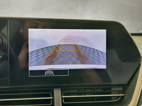 Used 2025 Chevrolet Trax LS FWD image 21