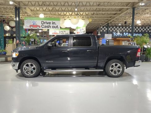 Used 2020 RAM 1500 Big Horn AWD/4WD image 12