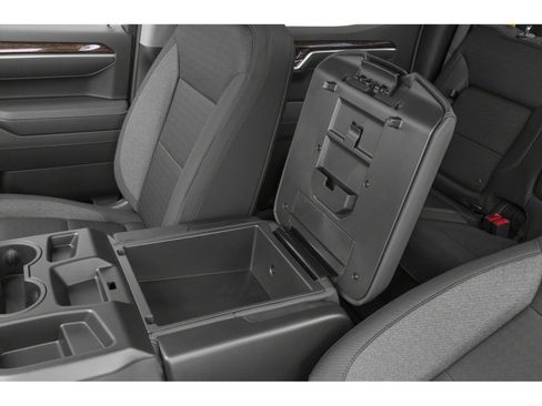 Used 2025 GMC Sierra 1500 Elevation AWD/4WD image 9