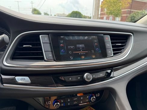 Used 2018 Buick Enclave Premium w/ Trailering Package FWD image 17