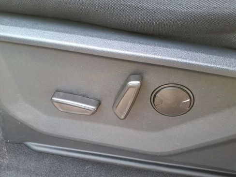 New 2026 Ford F150 XLT w/ Equipment Group 302A MID AWD/4WD image 17