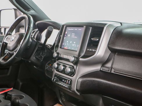 Used 2023 RAM 2500 Big Horn w/ Level 1 Equipment Group image 27