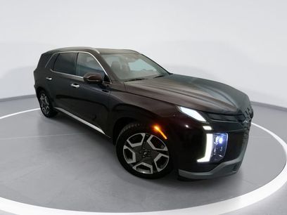 Used 2023 Hyundai Palisade Limited w/ Cargo Package