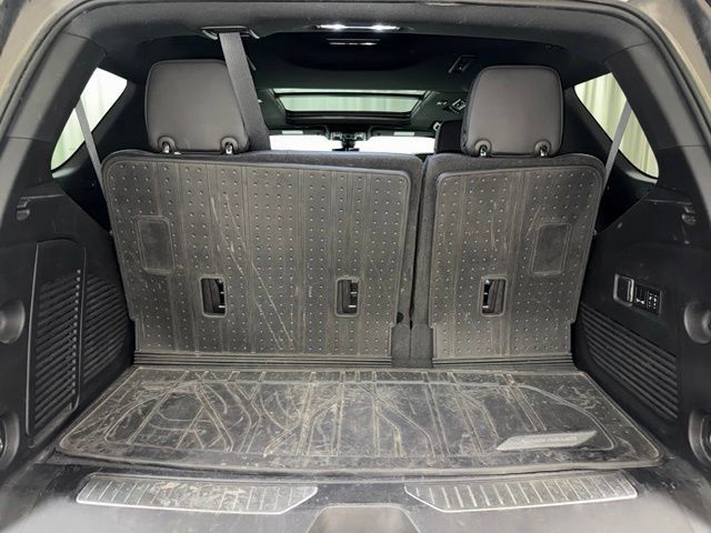 Used 2022 Chevrolet Tahoe High Country AWD/4WD image 21