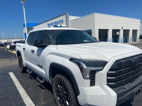 Used 2023 Toyota Tundra SR5 AWD/4WD image 5
