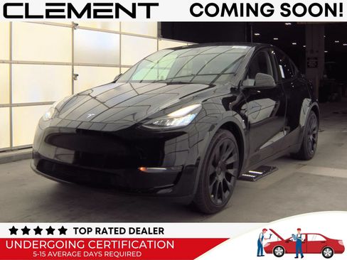 Used 2021 Tesla Model Y Long Range AWD/4WD image 1
