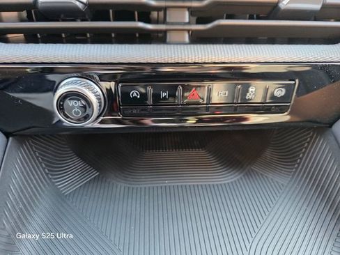 New 2026 Ford Explorer ST-Line image 22