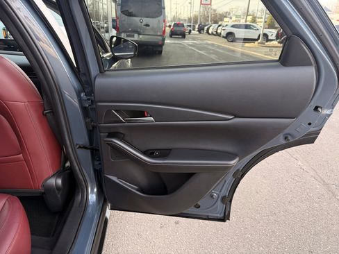 Used 2025 MAZDA CX-30 AWD 2.5 S w/ Preferred Package image 24