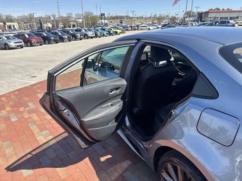 Used 2024 Toyota Corolla XSE FWD image 27