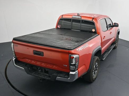 Used 2016 Toyota Tacoma TRD Off-Road w/ Towing Package AWD/4WD image 15