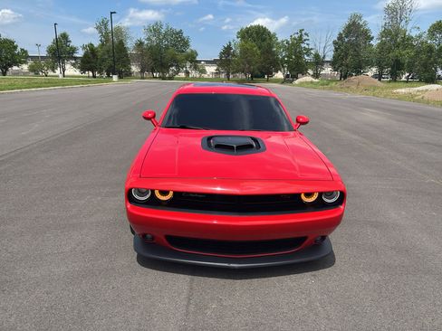 Used 2018 Dodge Challenger R/T Scat Pack RWD image 7