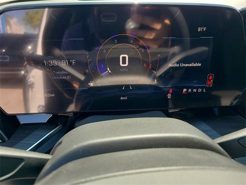 New 2026 Chevrolet Suburban LS image 27