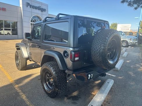Used 2019 Jeep Wrangler Sport AWD/4WD image 9