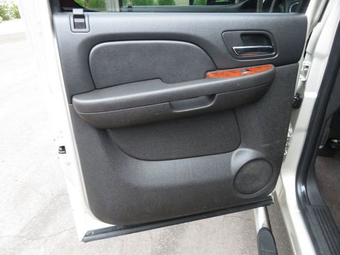 Used 2008 Chevrolet Silverado 2500 LTZ w/ Safety Package image 23