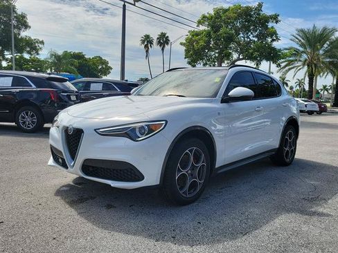 Used 2022 Alfa Romeo Stelvio Ti AWD/4WD image 64