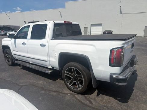 Used 2017 GMC Sierra 1500 SLT w/ LPO, Chrome Plus Package AWD/4WD image 2