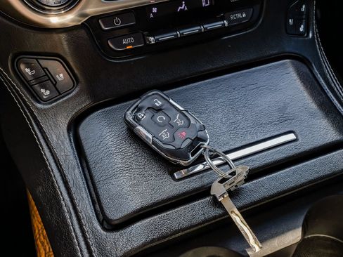 Used 2018 GMC Yukon Denali RWD image 68