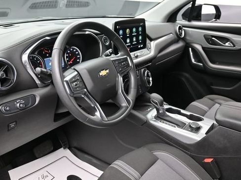 Used 2024 Chevrolet Blazer LT w/ Convenience Package FWD image 14