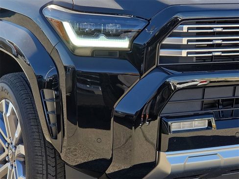 New 2026 Toyota 4Runner Limited image 9