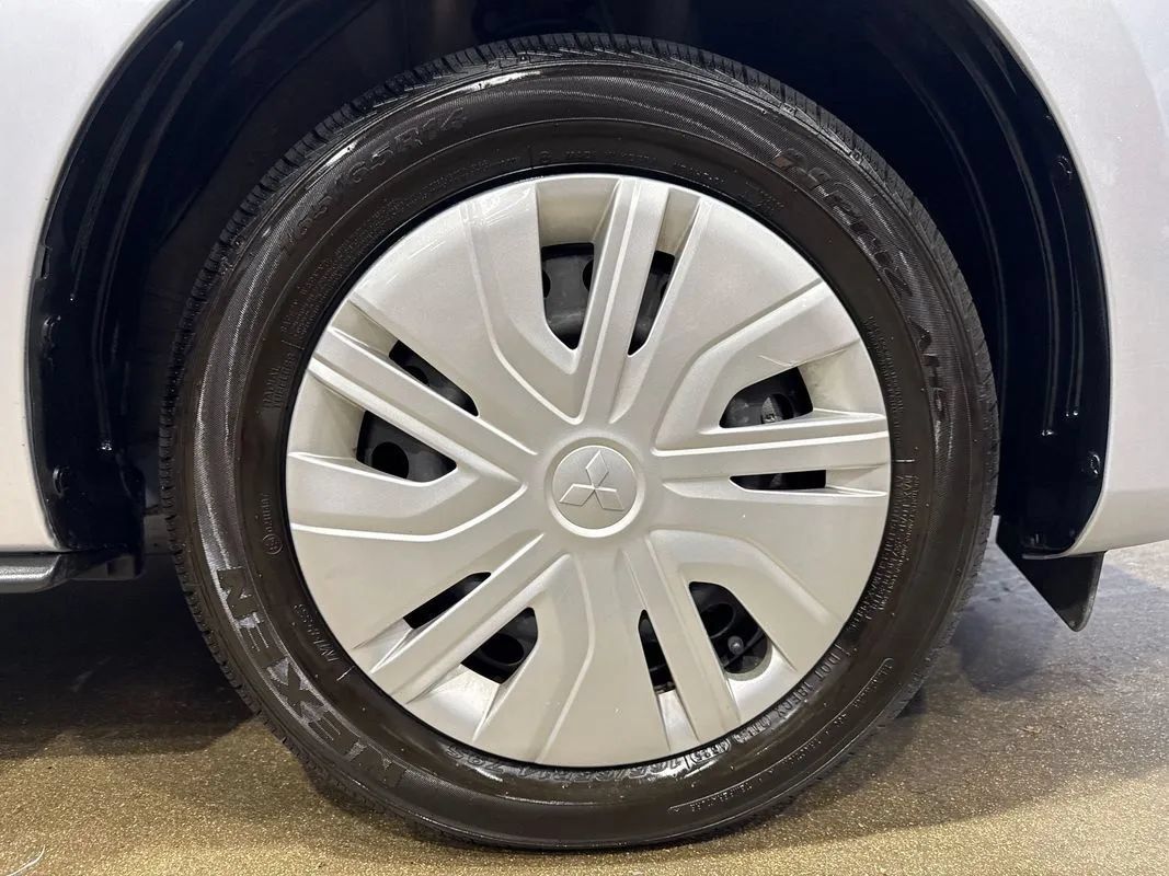 Used 2024 Mitsubishi Mirage ES FWD image 45