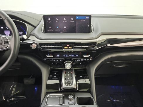 Used 2024 Acura MDX SH-AWD w/ Technology Package image 25
