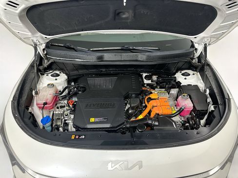 Used 2023 Kia Niro EX FWD image 29