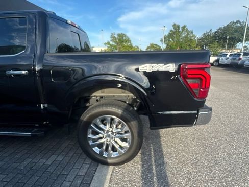 Used 2025 Ford F150 Lariat w/ Equipment Group 501A Mid AWD/4WD image 15
