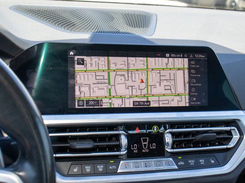 Used 2022 BMW 430i Coupe w/ M Sport Package image 29