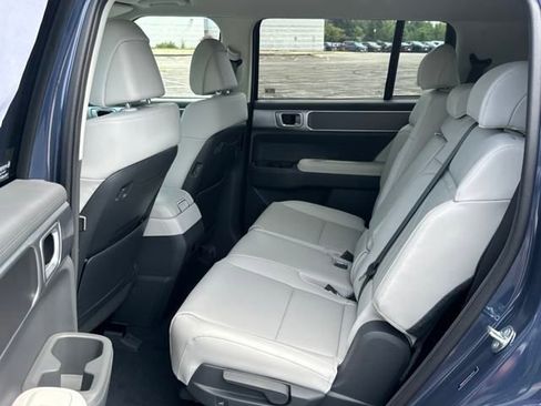 New 2026 Hyundai Santa Fe SEL image 13