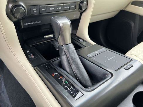 Certified 2023 Lexus GX 460 Premium w/ Premium Package AWD/4WD image 18