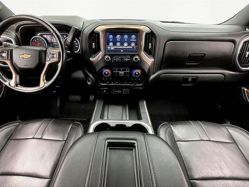 Used 2022 Chevrolet Silverado 1500 High Country w/ Technology Package image 16