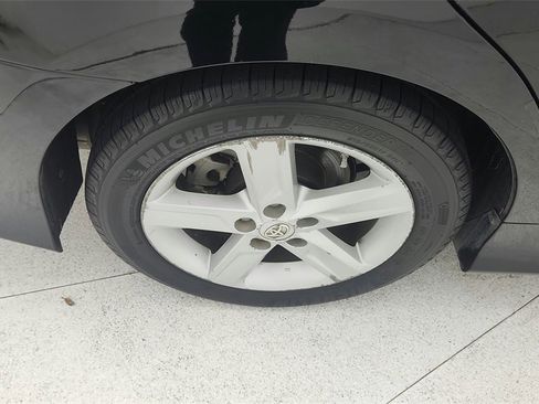 Used 2013 Toyota Camry SE image 28