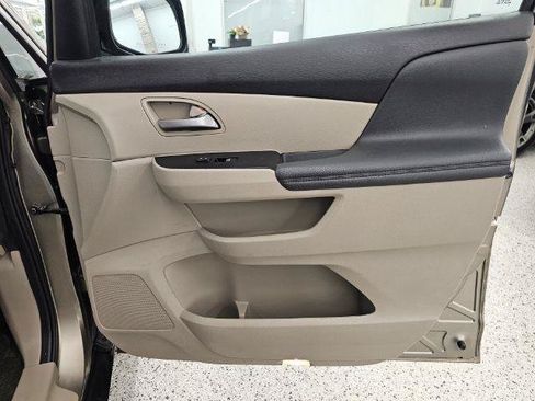 Used 2013 Honda Odyssey EX image 35